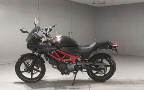 HONDA VTR 250 F MC33