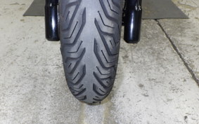 YAMAHA CYGNUS 125 XSR 2
