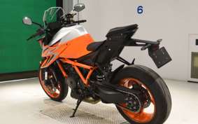 KTM 1290 SUPER DUKE R 2022