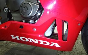 HONDA CBR600RR 2021 PC40