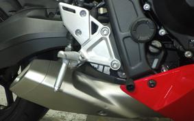 HONDA CBR650R E-Clutch 2025 RH17