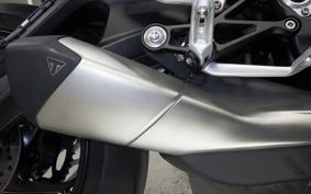 TRIUMPH STREET TRIPLE RS 2026