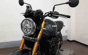 KAWASAKI Z900RS SE 2025 ZR900K