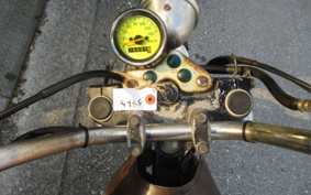 SUZUKI GLASS TRACKER BIG BOY NJ4BA