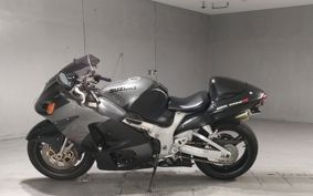 SUZUKI GSX1300R HAYABUSA 1999 GW71A