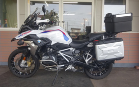 BMW R1250GS RALLY 2021 0M01