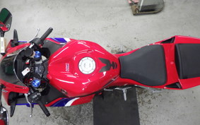 HONDA CBR600RR 2024 PC40