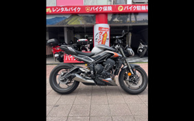 TRIUMPH  TRIUMPH  STREET  TRIPLE RS 2023 HDA614
