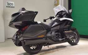 HONDA GL 1800 GOLD WING TOUR DCT SC79
