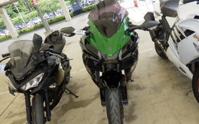 KAWASAKI NINJA H2 SX SE 2018 ZXT02A