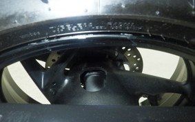 SUZUKI GSX-S1000 2015