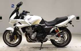 HONDA CB400 SUPER BOLDOR VTEC 2009 NC42