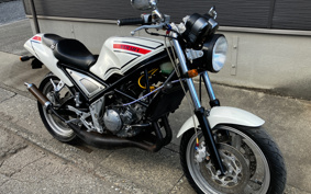 YAMAHA R1-Z 3XC