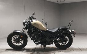 HONDA REBEL MC49