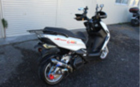 YAMAHA S-MAX SG27