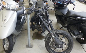 HUSQVARNA SVARTPILEN 250 2005