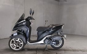 YAMAHA TRICITY 125 SE82J