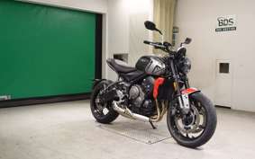 TRIUMPH TRIDENT 660 2021
