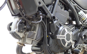 DUCATI SCRAMBLER SIXTY2 2018 KA00