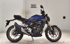 HONDA CB250RA 2012 MC52