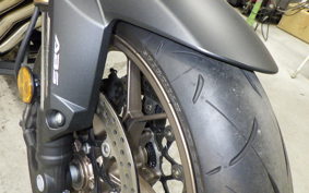 HONDA CB650R E-Clutch 2024 RH17