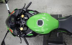 KAWASAKI ZX-25R ZX250E