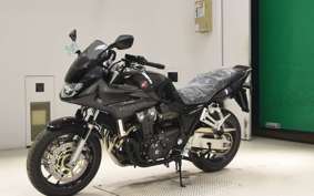 HONDA CB1300SB SUPER BOLDOR 2025 SC54