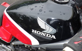 HONDA VF750F 1983 RC15