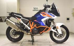 KTM 1290 SUPER ADVENTURE R 2022