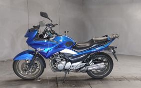 SUZUKI GSR250S GJ55D