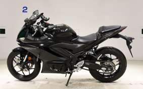 YAMAHA YZF-R25 A 2022 RG74J