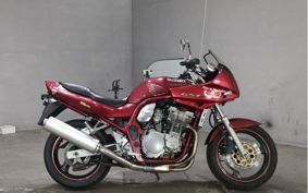 SUZUKI GSF750 2000 GR7EA