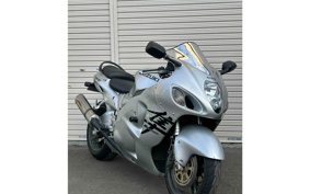 SUZUKI GSX-1300R HAYABUSA 2000 GW71A