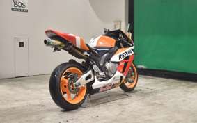 HONDA CBR1000RR 2004 SC57