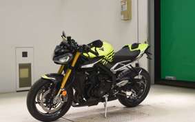 TRIUMPH STREET TRIPLE MOTO 2023