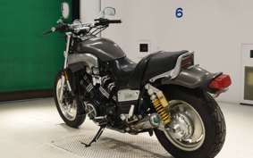 YAMAHA VMAX 2001