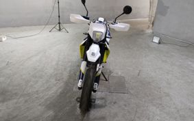OTHER  HUSQUARNA 701 SUPERMOTO  USV