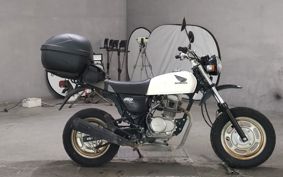 HONDA APE100 HC07