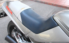 SUZUKI GSX750S KATANA 1987 GR72A