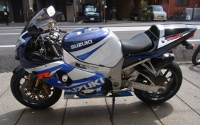 SUZUKI GSX-R1000 2001 GT74A