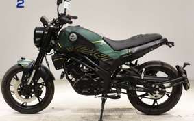 BENELLI レオンチーノ125