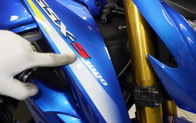 SUZUKI GSX-S1000 2015 GT79A