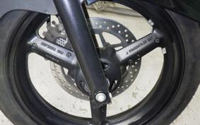 SUZUKI GSR250