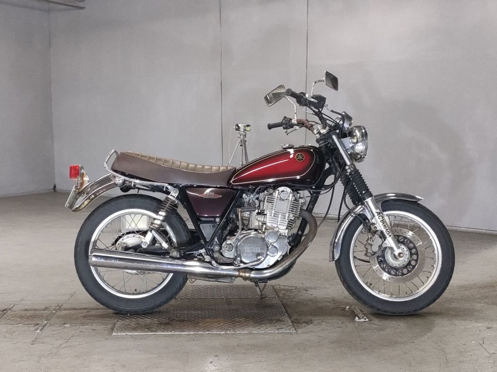 Фото Yamaha SR400 2003 с японского аукциона