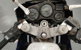 YAMAHA FZR400 1988 1WG