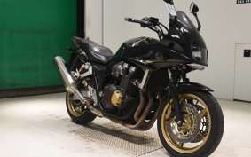 HONDA CB1300SB SUPER BOLDOR A 2012 SC54