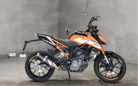 KTM 125 DUKE JPA40