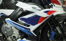 BMW M1000R 2023