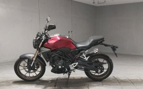 HONDA CB250R MC52