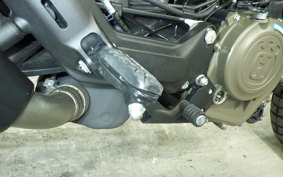 HUSQVARNA SVARTPILEN 401 2022